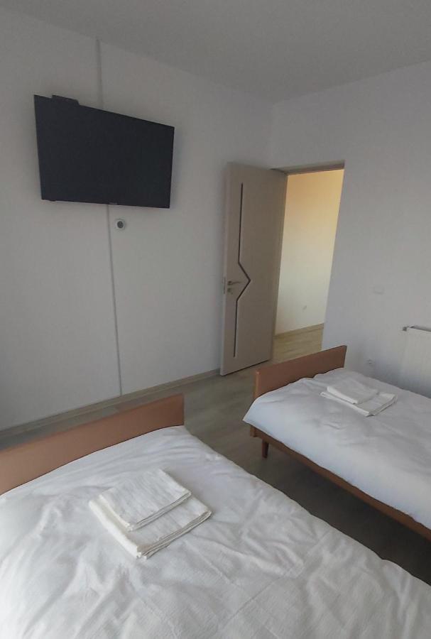 Apartmán Studio Elisa Caransebeş Exteriér fotografie